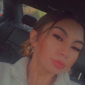 Meet your Posher, Melina